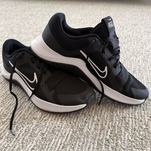 Nike Women’s MC Trainer 2 in 9.5